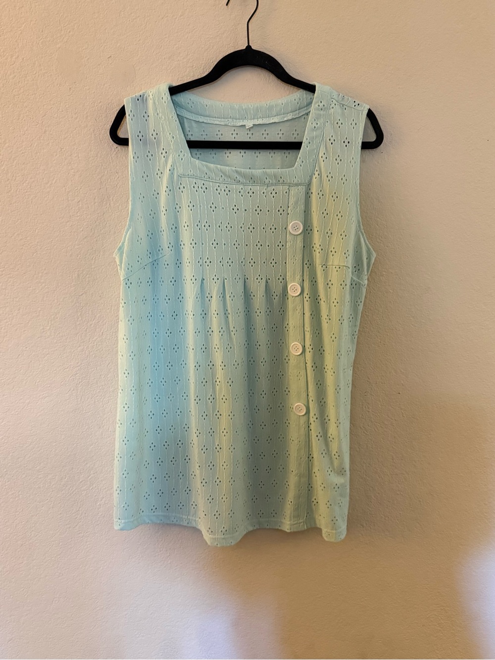 Sleeveless Eyelet Button-Accent Top - Light Mint